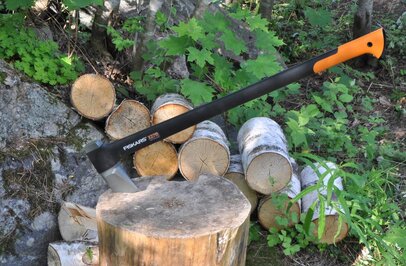 Sekera Fiskars X36 L